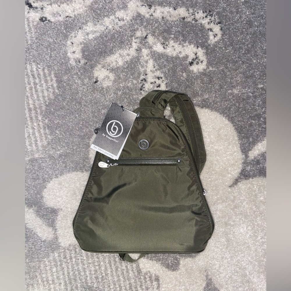 Women’s versatile backpack/purse